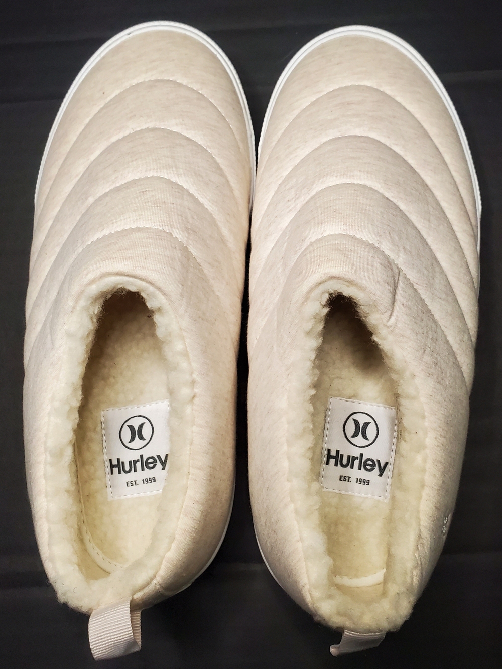 Hurley Women's Quilted Cream Slip-On Cozy Slippers Womans 9